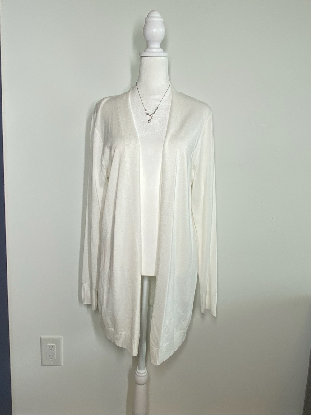 Cocobleu White Open-Front Women's Cardigan Sweater CB281